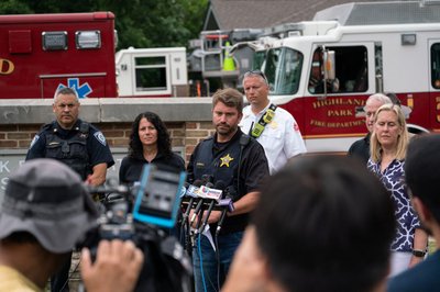 Gunfire at a Fourth of July parade in Highland Park