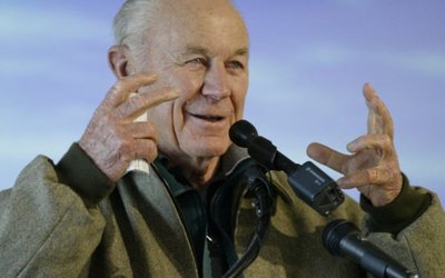 FILE PHOTO: General Chuck Yeager speaks to a crowd in Kill Devil Hills