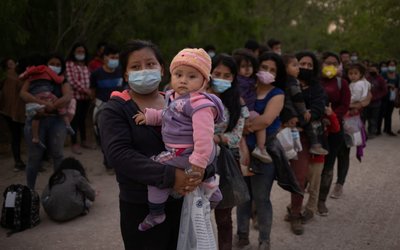 Asylum seeking migrants in Penitas, Texas