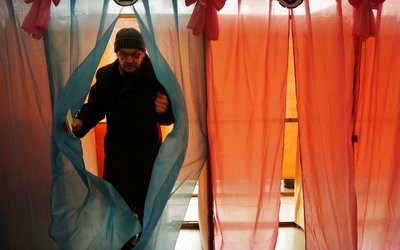 Crimea Goes To The Polls In Crucial Referendum