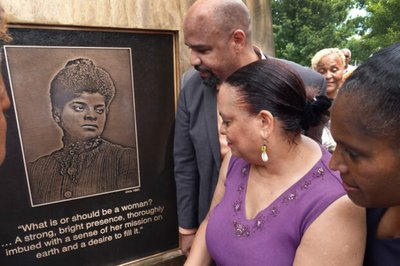 Chicago Unveils Ida B. Wells Monument
