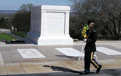 Tomb_of_the_Unknown_Soldier_4