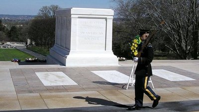 Tomb_of_the_Unknown_Soldier_4