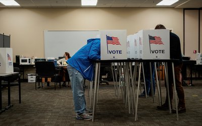 Early voting begins, in Las Cruces