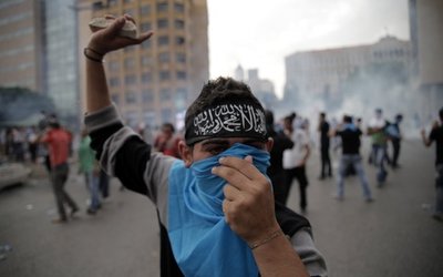 lebanonprotester_blog_main_horizontal (1)