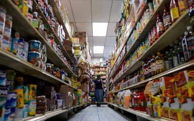 FILE PHOTO: Grocery store in Washington