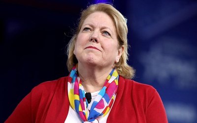 rqleTsc-asset-mezzanine-16x9-db8Z37Q