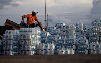 FILE PHOTO: Jackson, Mississippi, to go without reliable drinking water indefinitely
