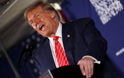 Former U.S. President and Republican presidential candidate Donald Trump holds a rally in advance of the New Hampshire primary election in Laconia