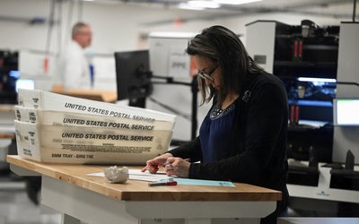 Day after the Democratic and Republican parties held primary elections in Arizona