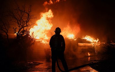 Eaton wildfire in Pasadena