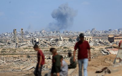 Smoke rises following explosions amid Israeli offensive in Gaza City, as seen from central Gaza Strip