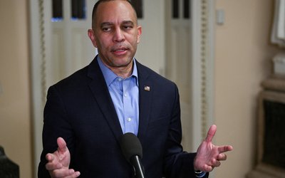 House Minority Leader Jeffries Holds Press Conference
