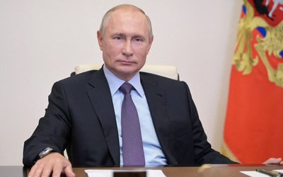 FILE PHOTO: Russian President Vladimir Putin attends  an event  at the Novo-Ogaryovo state residence outside Moscow